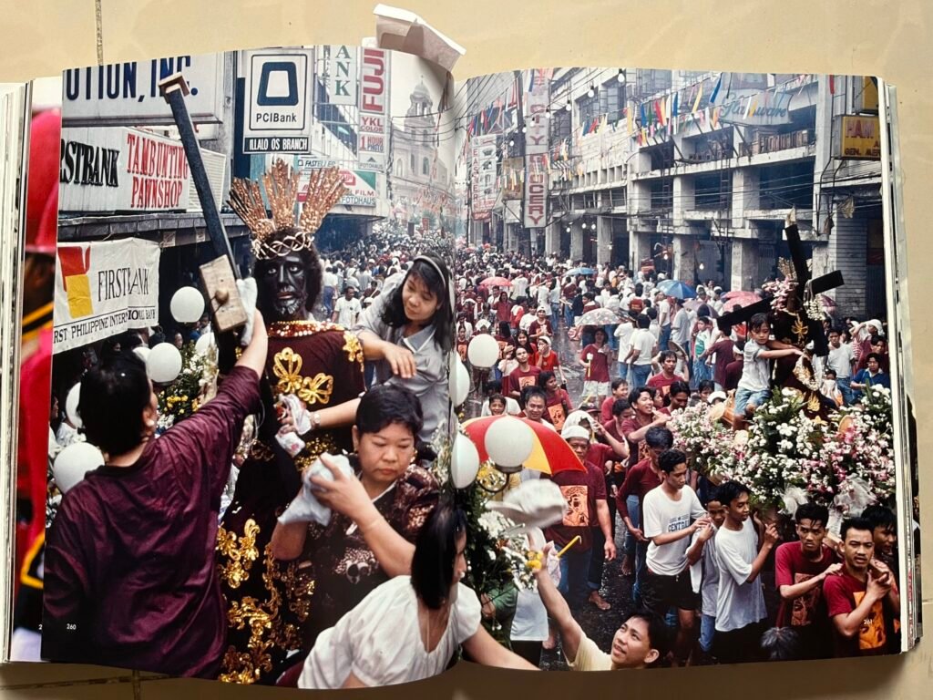 Celebration, parade, festival, religious, color, phillopinos, crowds, street, city, busy,hiroji kubato