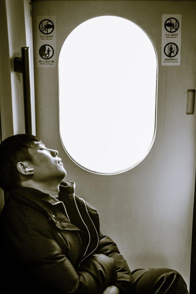 Train, passengers, people, china, black and white, Phone, door, sleeping
