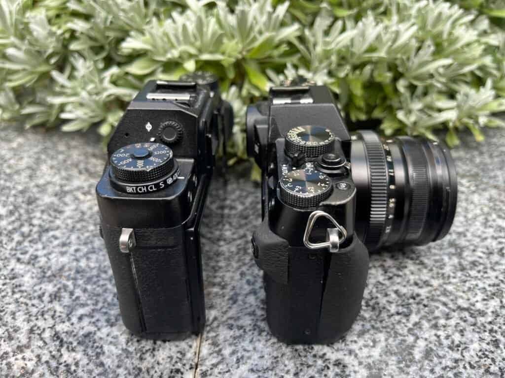 X-T1 overhead side by side X-T30, bushes
