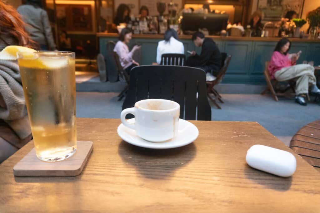 Late afternoon Chengdu coffee shop 1 Cup cocktail table top people street coffee shop china sichuan song a6300