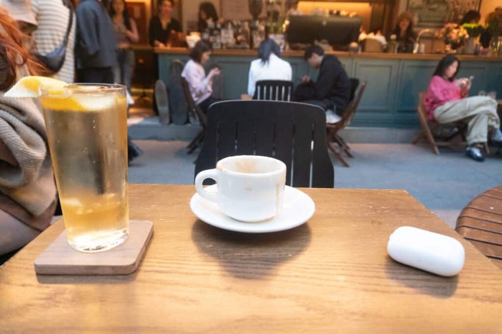 Late afternoon Chengdu coffee shop 1 Cup cocktail table top people street coffee shop china sichuan song a6300